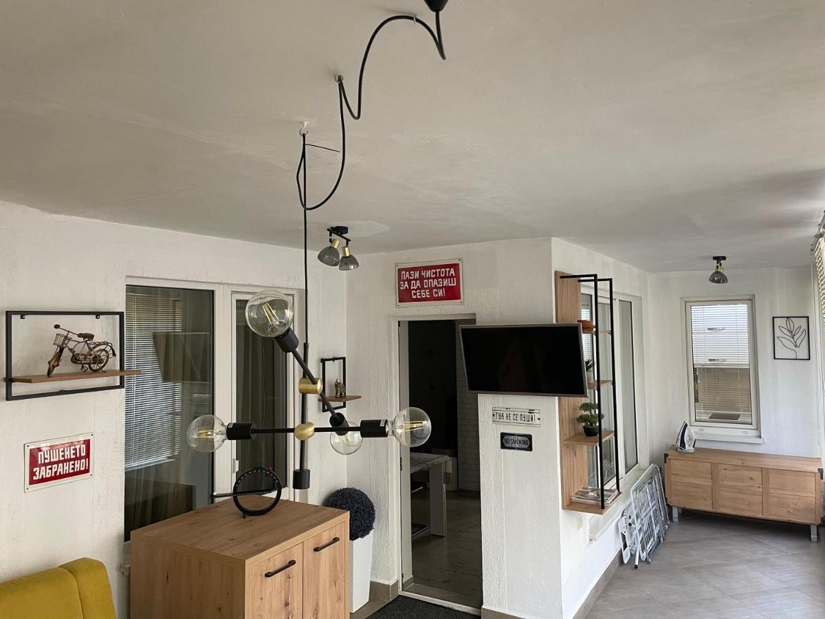 Apartment Dea Burgas Bagian luar foto